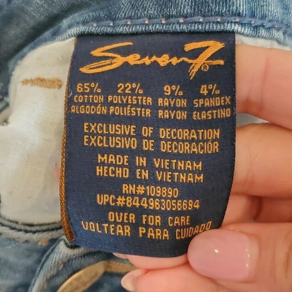 Seven7 Skinny Capri Jeans Women's Size 12 Mid-rise - Picture 7 of 8